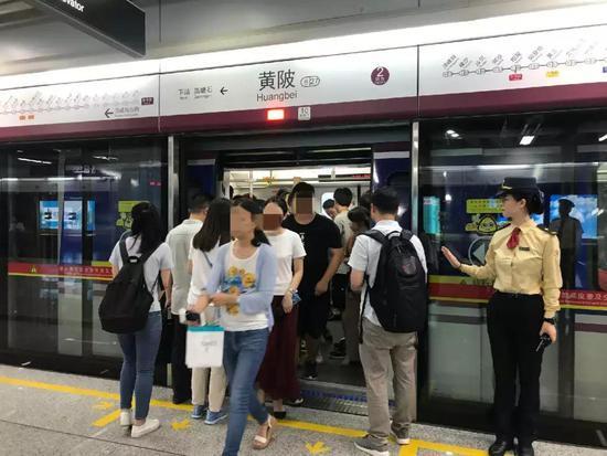 广州地铁最新进展，驶向自然美景的宁静之旅