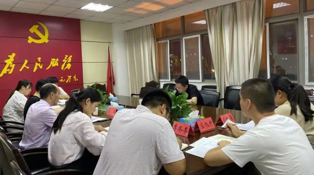 临泉县组织部最新通告及其观点论述摘要